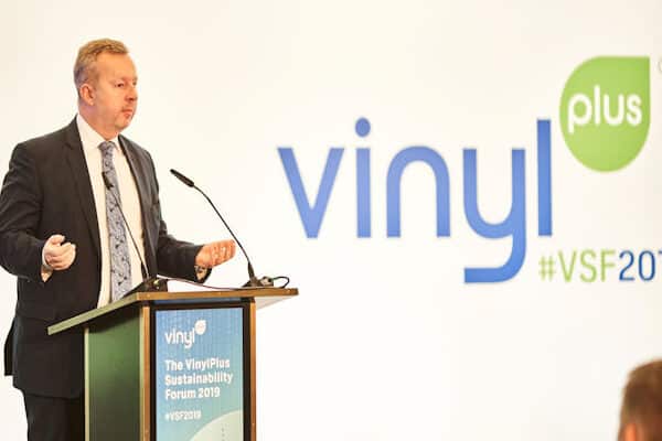 VinylPlus Forum Umweltminister Tschechien Brabec PVC-Recycling